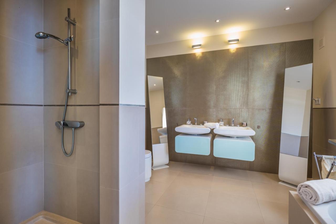 Villa La Terrasse Palheiro Village With Private Pool By Hr Madeira Funchal  Bagian luar foto